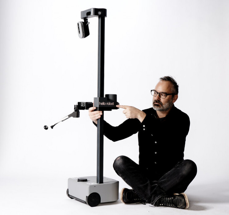 Ex-Google Employee's Startup Unveils Simple but Clever Domestic Robot Ex-Google Employee's Startup Unveils Simple but Clever Domestic Robot