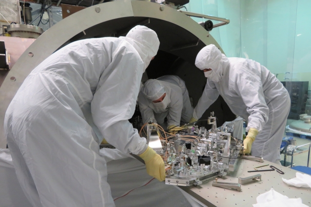 Quantum Fluctuations Affect MIT’s 88-Pound Mirrors on Macroscopic Level Quantum Fluctuations Affect MIT’s 88-Pound Mirrors on Macroscopic Level