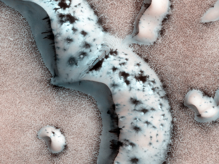 Making Mars Habitable: Researchers Propose a Localized Alternative to Terraforming Making Mars Habitable: Researchers Propose a Localized Alternative to Terraforming