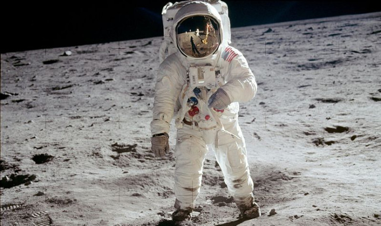 Apollo 11 Anniversary: The Washington Monument Will 'Blast off' on July 16 Apollo 11 Anniversary: The Washington Monument Will 'Blast off' on July 16