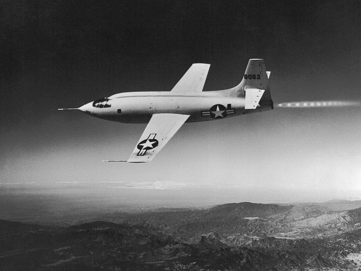 Reusable Spaceplanes Through the Decades Reusable Spaceplanes Through the Decades