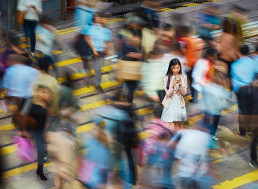 China's New 500-Megapixel Camera Can Pick You out in a Crowd of Thousands