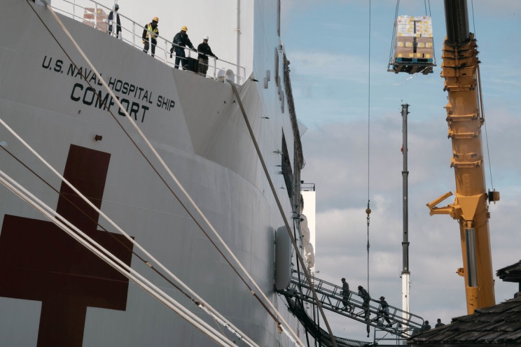 USNS Comfort Loading for NYC Mission