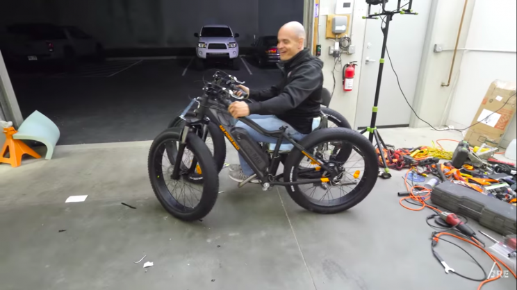 Inventor Who Built 'Wheelchair' Out of Electric Bikes for Girlfriend Starts Mass-Production Inventor Who Built 'Wheelchair' Out of Electric Bikes for Girlfriend Starts Mass-Production