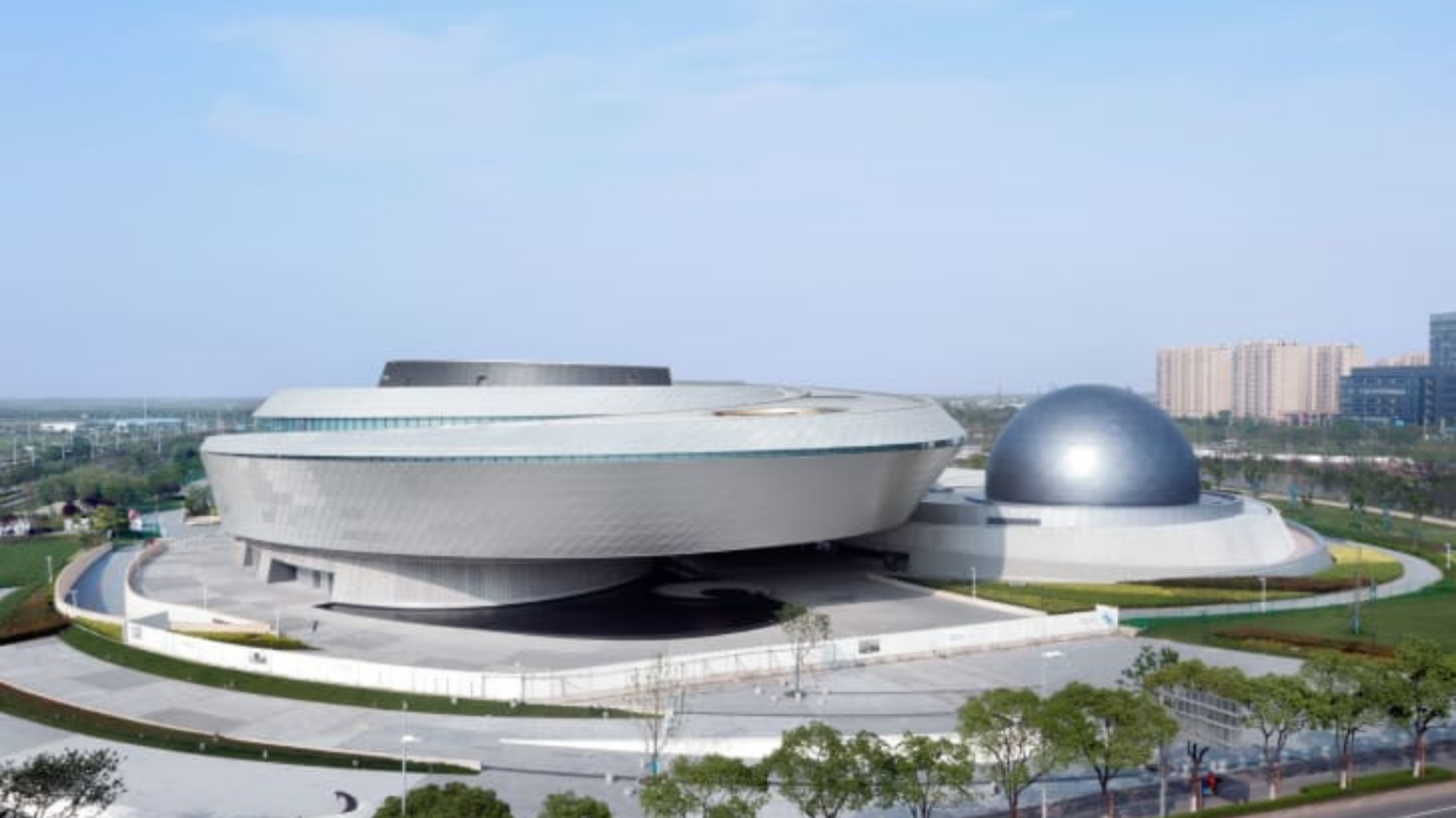 World's Largest Astronomy Museum Mimics the Motion of the Universe World's Largest Astronomy Museum Mimics the Motion of the Universe