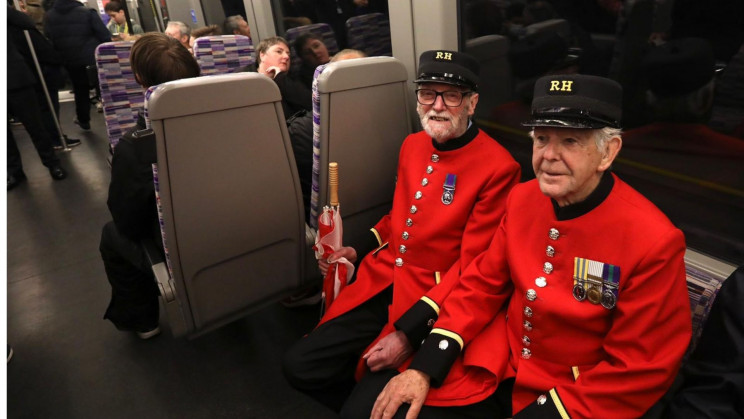 London’s new tube line is finally operational London’s new tube line is finally operational