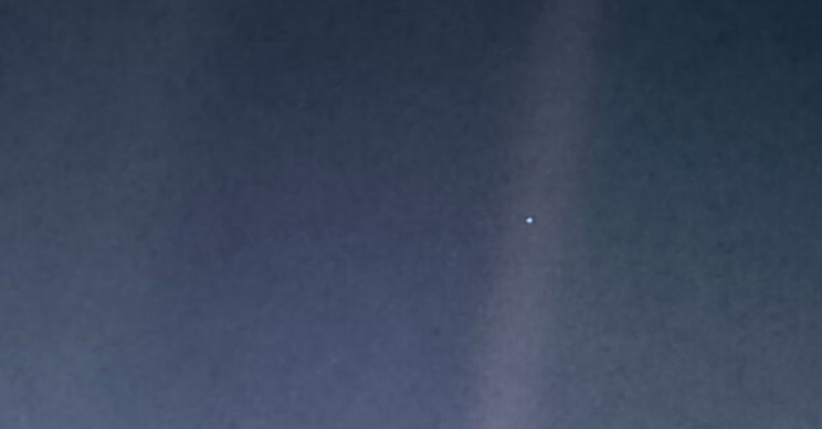 pale-blue-dot Pale Blue Dot