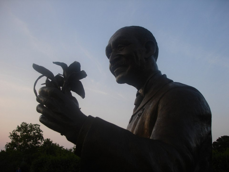 Dr. George Washington Carver: Inventor Extraordinaire Dr. George Washington Carver: Inventor Extraordinaire