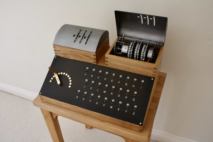 Cambridge University Engineer Rebuilds Enigma Code-Breaking Machine Cambridge University Engineer Rebuilds Enigma Code-Breaking Machine