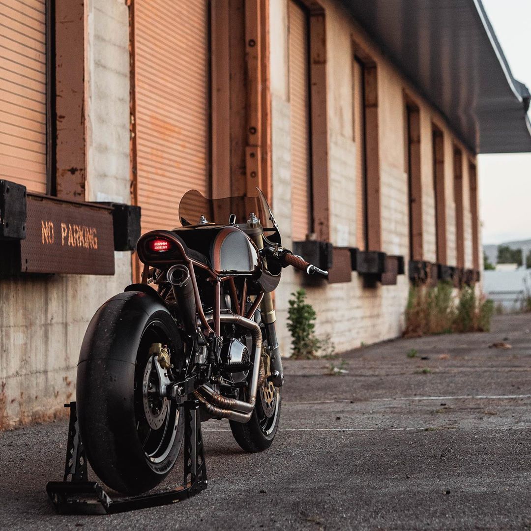 Ducati 900 SS Customized With Cyberpunk-Style Copper Body Ducati 900 SS Customized With Cyberpunk-Style Copper Body