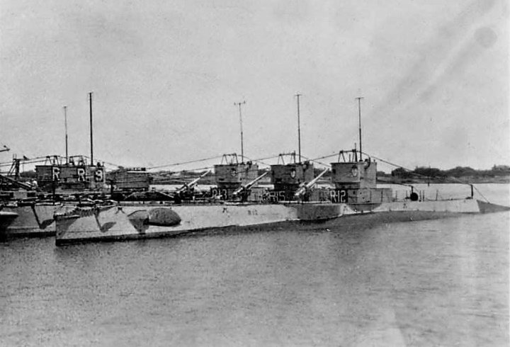 R-class submarine R-class submarine