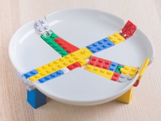 Kintsugi-Inspired LEGO Collection Turns Broken Objects Into Art Kintsugi-Inspired LEGO Collection Turns Broken Objects Into Art