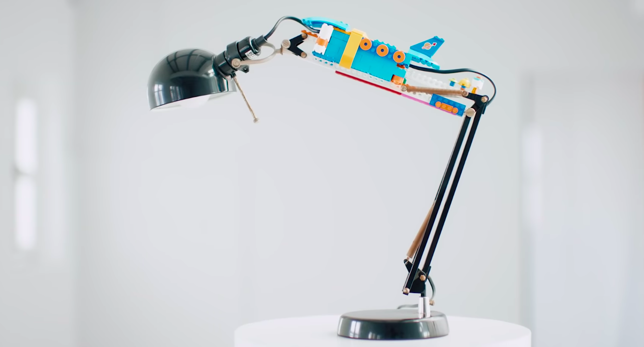 Kintsugi-Inspired LEGO Collection Turns Broken Objects Into Art Kintsugi-Inspired LEGO Collection Turns Broken Objects Into Art