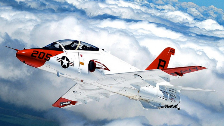 Two US Navy T-45 Goshawk Training Jets Collide Mid-Air