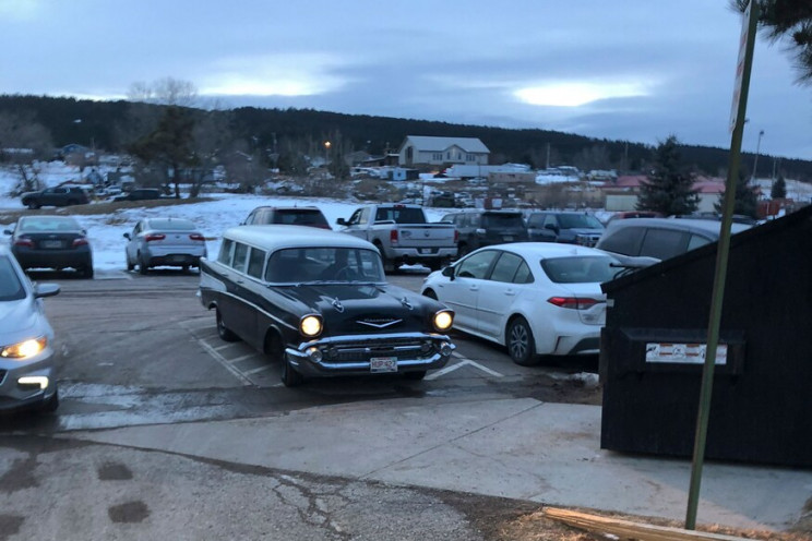 Man Finds '57 Chevy Parked in Barn for 35 Years, 24 Hours Later, He Gets It Running Man Finds '57 Chevy Parked in Barn for 35 Years, 24 Hours Later, He Gets It Running