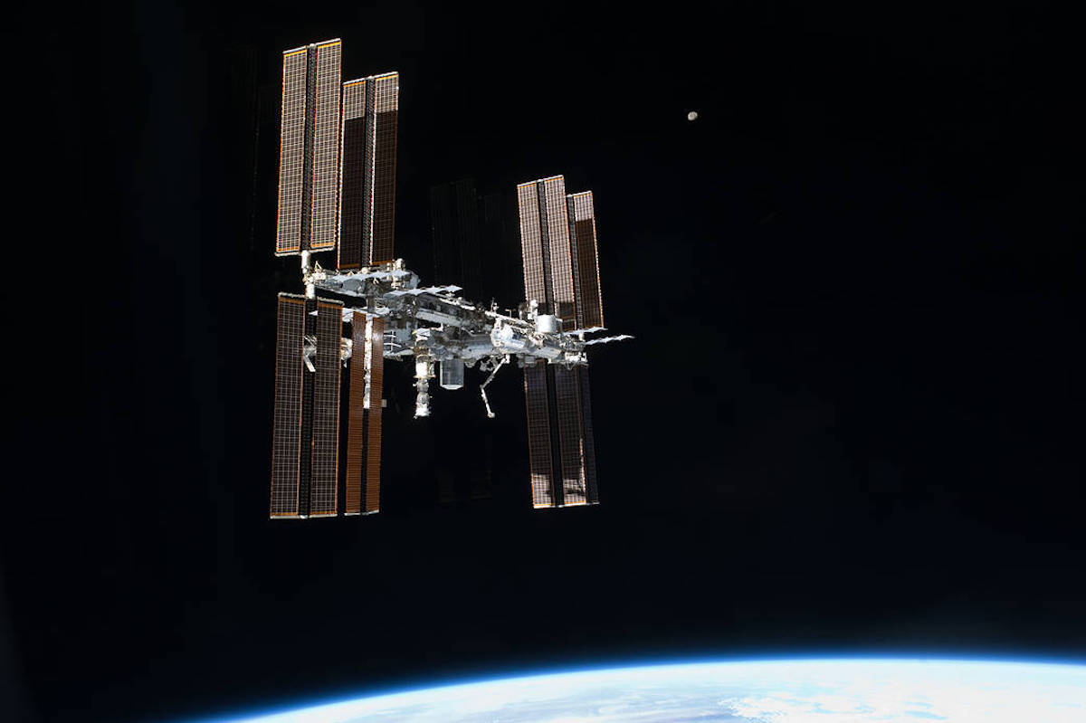 9 Astronomy Projects You Can Practice from the Safety of Your Home Right Now 9 Astronomy Projects You Can Practice from the Safety of Your Home Right Now