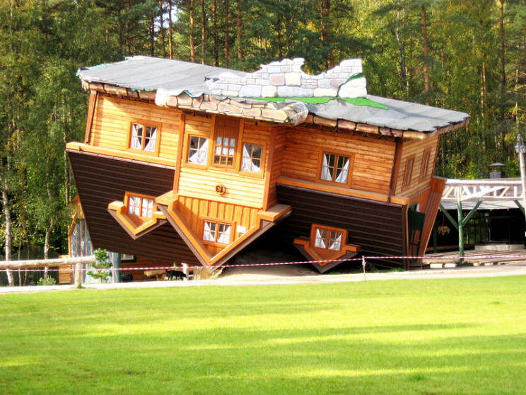 unusual buildings upside down house