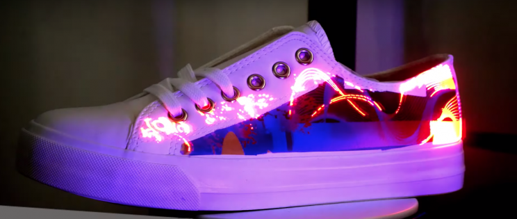 PhotoChromeleon: MIT Researchers Create Incredible Color-changing Ink PhotoChromeleon: MIT Researchers Create Incredible Color-changing Ink