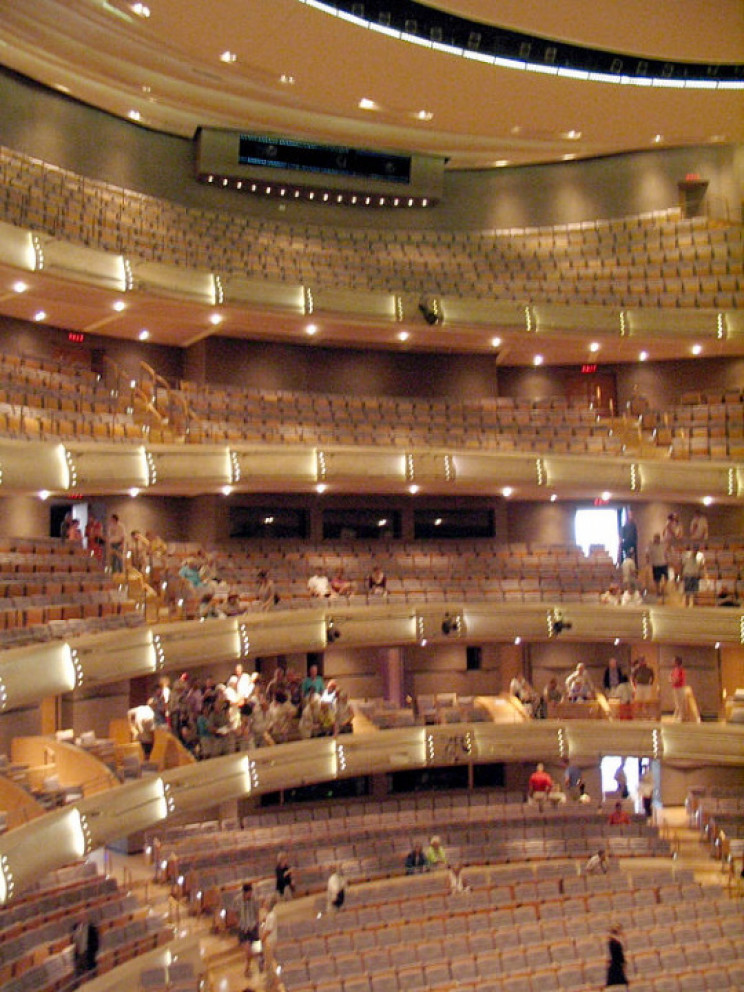 Toronto's Four Seasons Center Toronto's Four Seasons Center