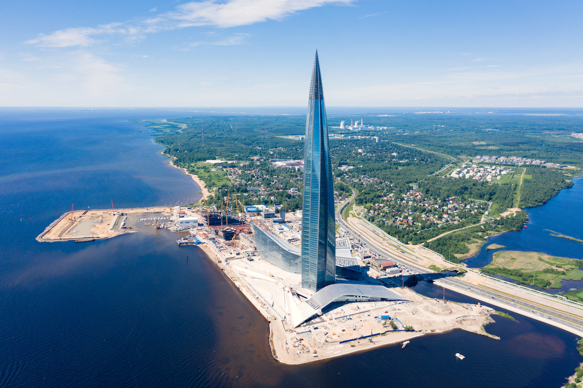 15 Impressively Tall Buildings That Are Scraping the Sky 15 Impressively Tall Buildings That Are Scraping the Sky