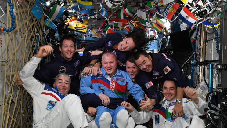 Astronauts Create Their Own Olympic Games Onboard the ISS