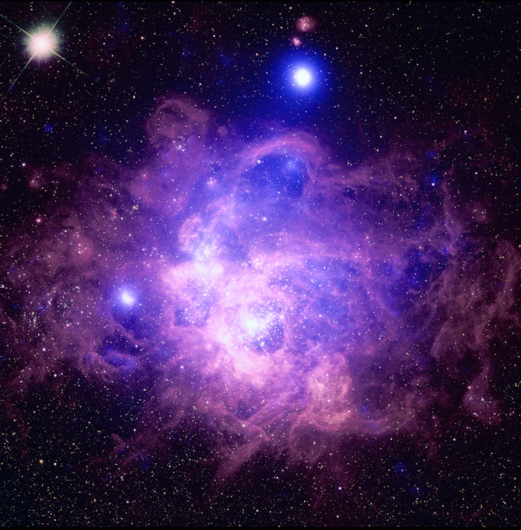 NASA Releases Incredible Space Images for Chandra X-Ray Observatory's 20th Anniversary