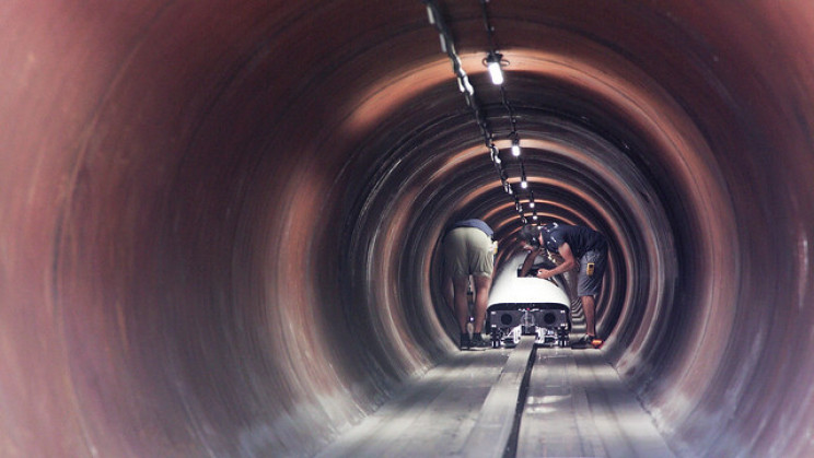 Hyperloop Broke A Speed Record at SpaceX's 2019 Pod Competition Hyperloop Broke A Speed Record at SpaceX's 2019 Pod Competition