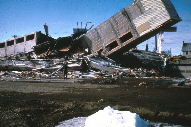 Collapse of Anchorage's Four Seasons Apartments Collapse of Anchorage's Four Seasons Apartments