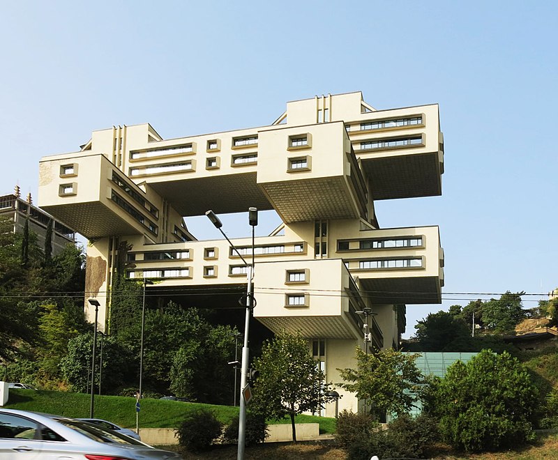 19 Examples of the Divisive Style of Brutalist Architecture 19 Examples of the Divisive Style of Brutalist Architecture