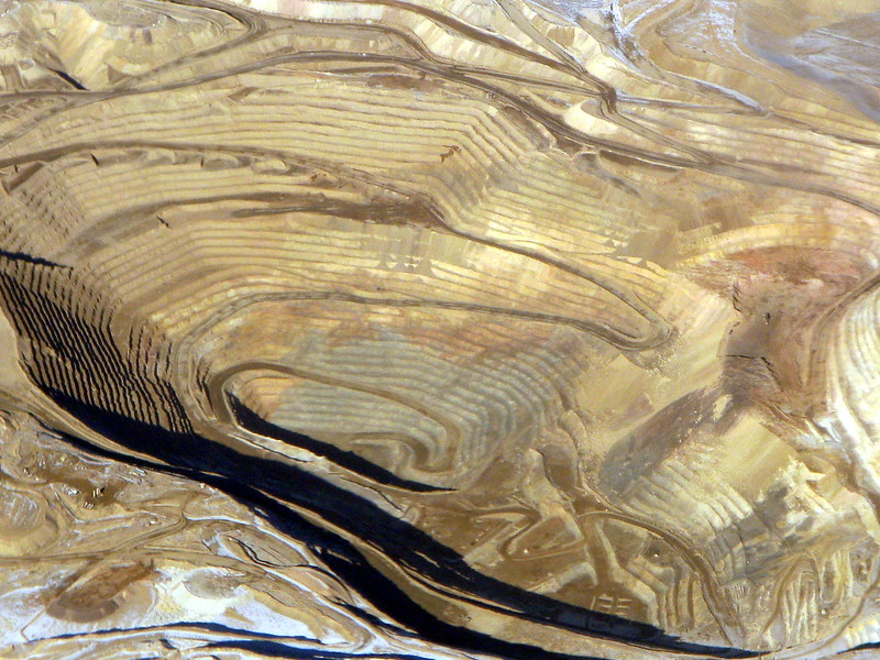 gold mining environment