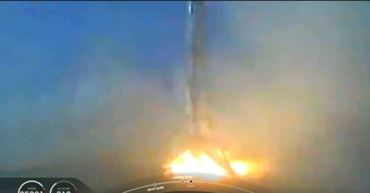 spacex-falcon-9-booster-landing SpaceX Falcon 9 Booster Landing