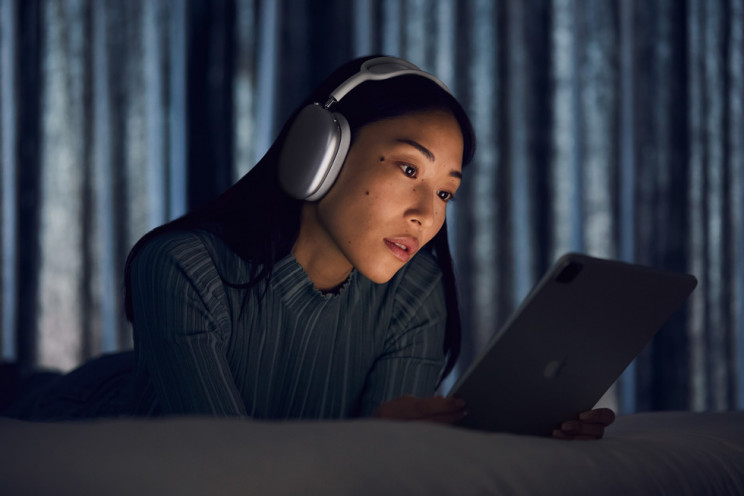 Apple Unveils Noise Cancelling AirPods Max Retailing at $549 Apple Unveils Noise Cancelling AirPods Max Retailing at $549