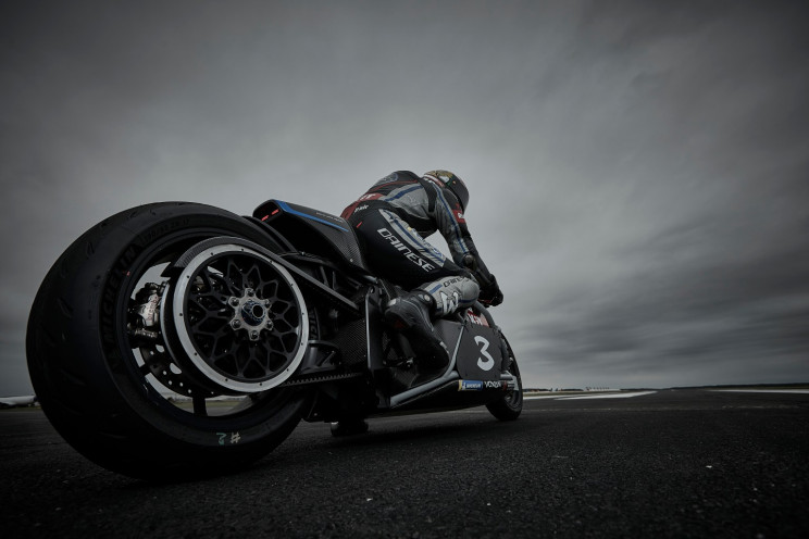 Voxan Wattman Bags Fastest Electric Motorcycle Title with 254 MPH Voxan Wattman Bags Fastest Electric Motorcycle Title with 254 MPH