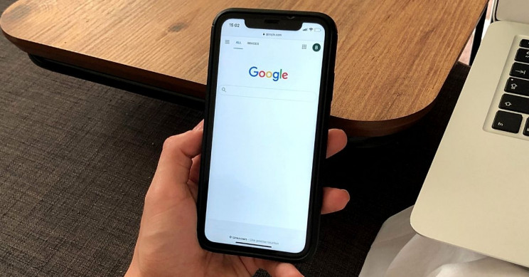 US Government Sues Google Over Paying Apple $8-12 Billion to Be Main iOS Search Engine