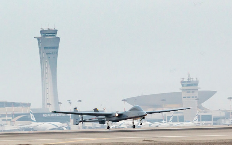 Israeli Company Carries Out Historic First-Ever UAV Landing at a Commercial Airport Israeli Company Carries Out Historic First-Ever UAV Landing at a Commercial Airport