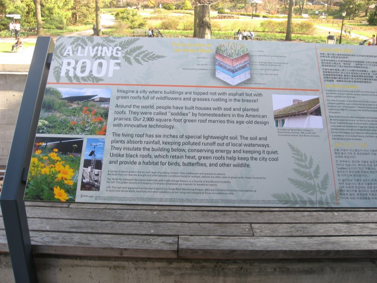 Queens explanation of its living roof Queens explanation of its living roof