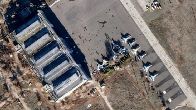 Google Maps' satellite images reveal the full scope of Russian military assets