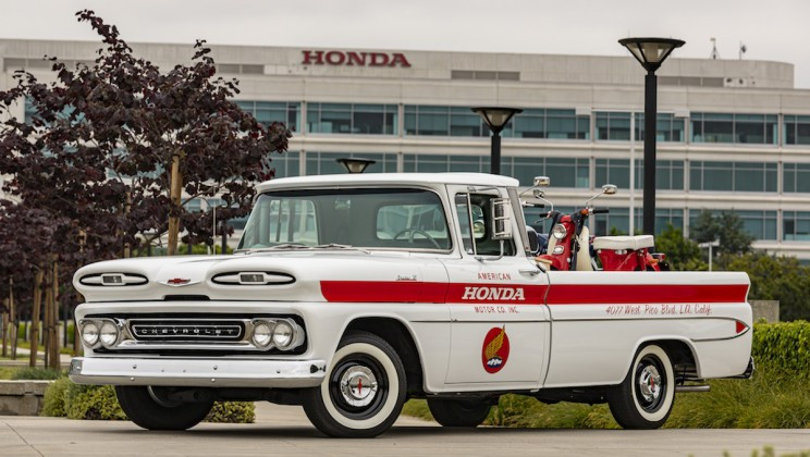 23 of Our Favorite Trucks and SUVs in Recent Years 23 of Our Favorite Trucks and SUVs in Recent Years