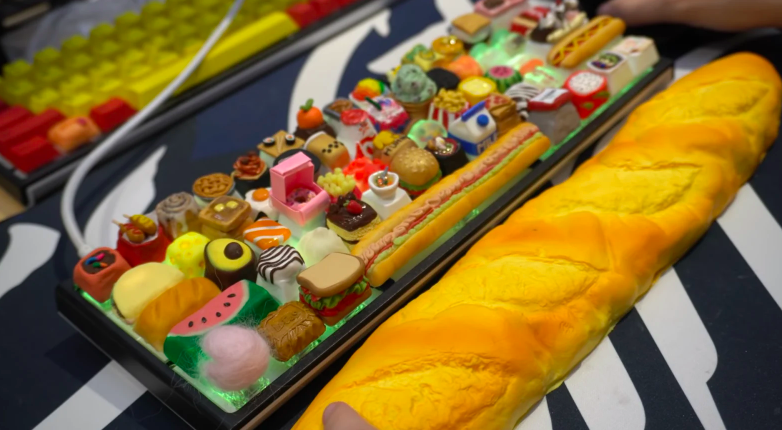 Artisan Creates Mechanical Keyboard with 61 Food-Themed Keycaps Artisan Creates Mechanical Keyboard with 61 Food-Themed Keycaps