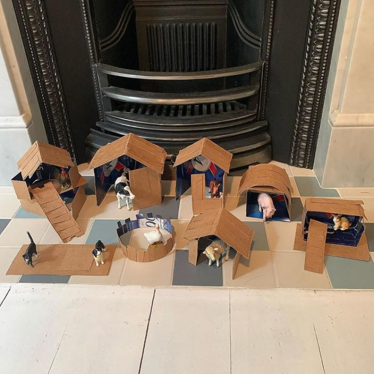 Mom Makes Cardboard Household Items to Teach Her Kids Life Skills Mom Makes Cardboard Household Items to Teach Her Kids Life Skills