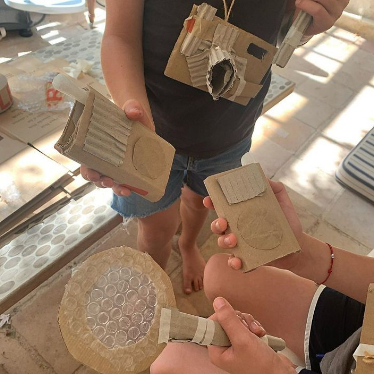 Mom Makes Cardboard Household Items to Teach Her Kids Life Skills Mom Makes Cardboard Household Items to Teach Her Kids Life Skills