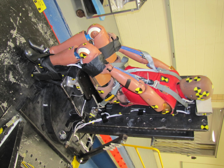 Acura Develops a Safer Airbag Resembling a Baseball Glove Acura Develops a Safer Airbag Resembling a Baseball Glove