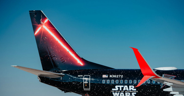 Exterior of the United Star War's plane. United's Star War's plane exterior.