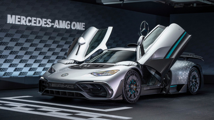 Mercedes finally revealed the 1,000-HP AMG ONE. And it's a pricey speed demon Mercedes finally revealed the 1,000-HP AMG ONE. And it's a pricey speed demon