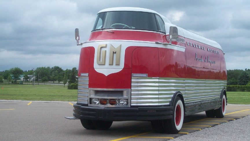 What Happened to General Motors' Ultra-Rare 1939 Futurliners? - Vimarsana News