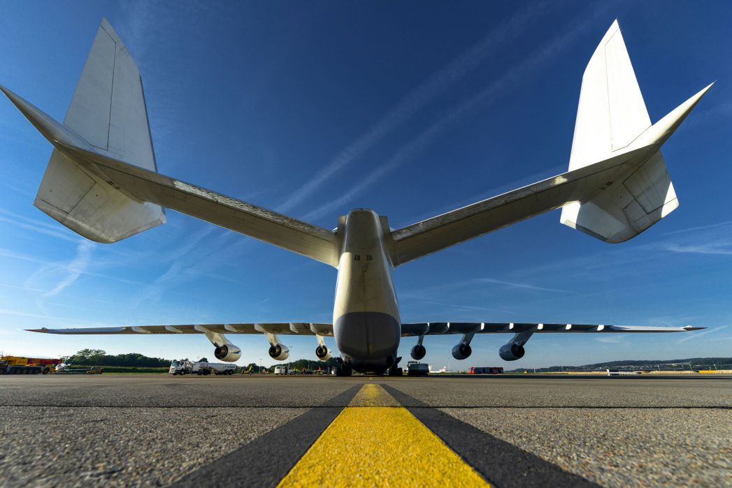 Antonov An-225 tail