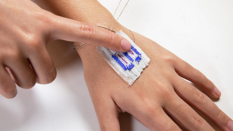 On-Skin Wearable Technology Combined With Traditional Weaving On-Skin Wearable Technology Combined With Traditional Weaving
