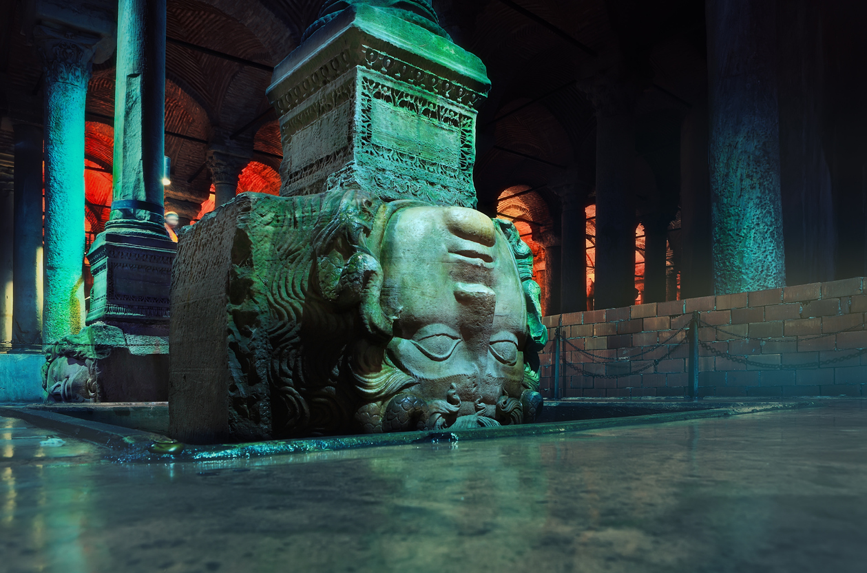 Expansive Basilica Cistern Built From Salvaged Ruins Expansive Basilica Cistern Built From Salvaged Ruins
