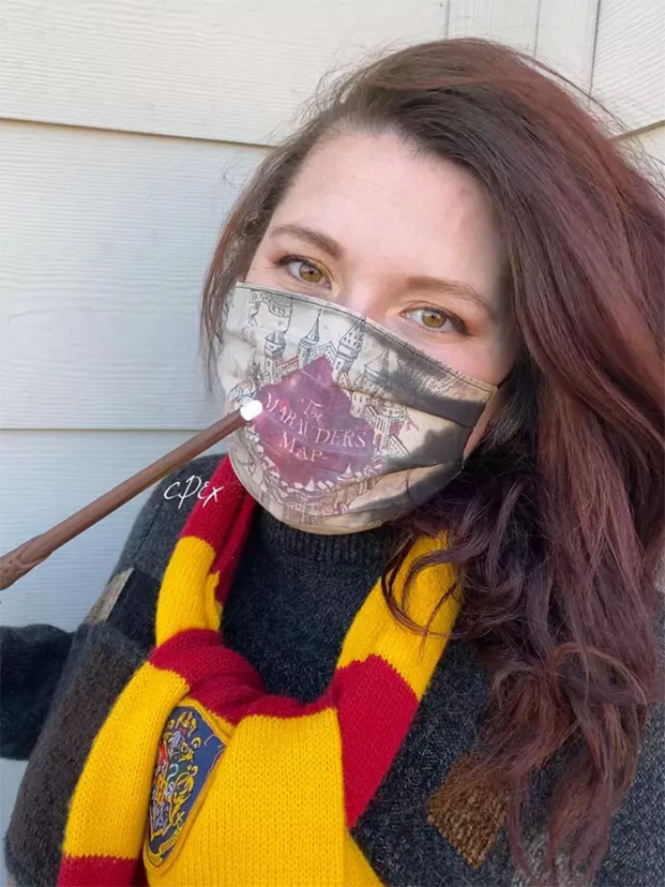 This 'Magical' Harry Potter Mask Reveals Marauder's Map When You Breathe This 'Magical' Harry Potter Mask Reveals Marauder's Map When You Breathe