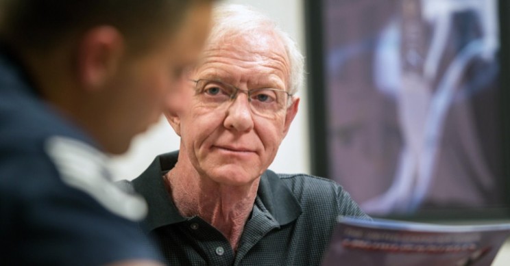 Famed Pilot Chesley Sullenberger Ridicules Boeing's Design and Safety Features Famed Pilot Chesley Sullenberger Ridicules Boeing's Design and Safety Features